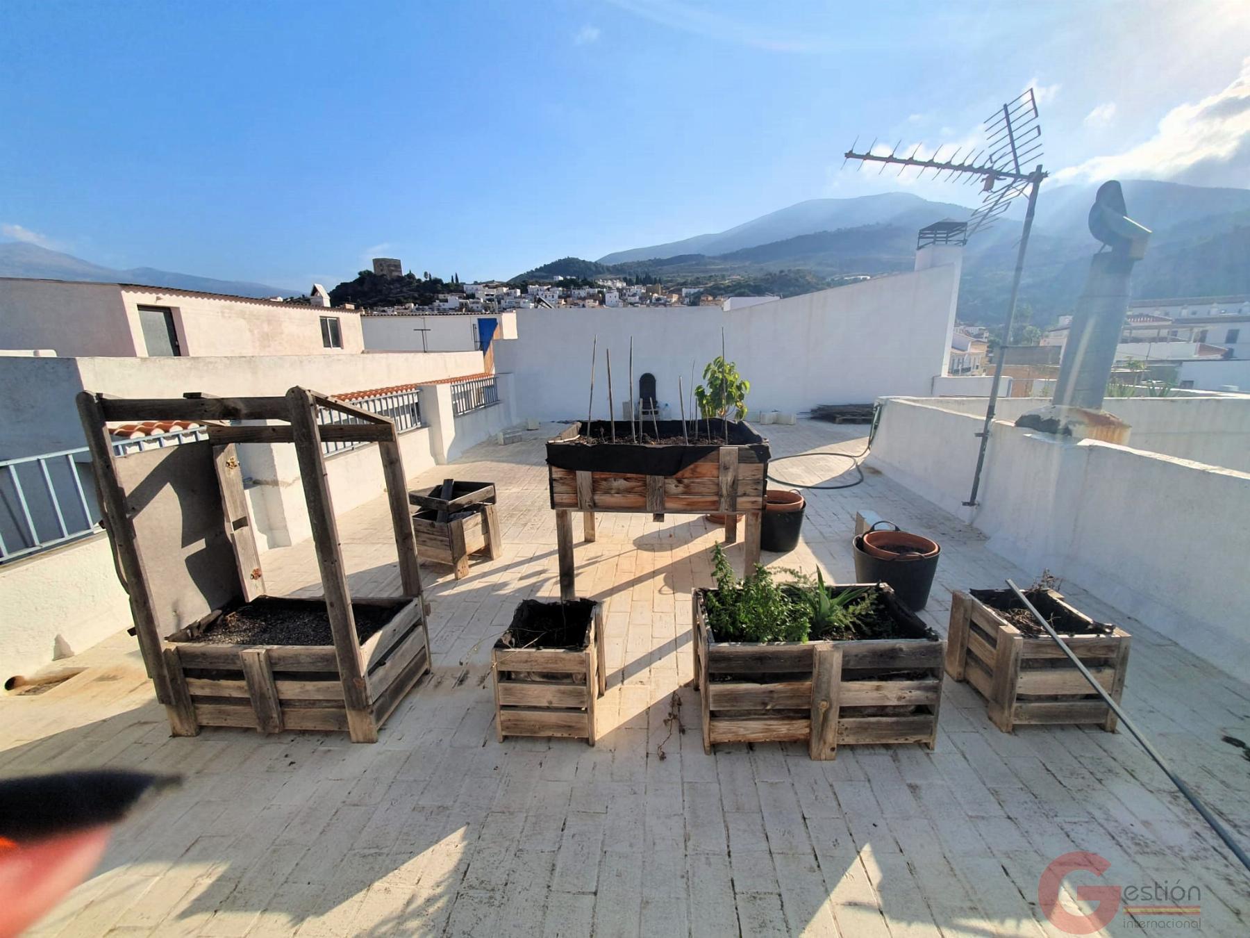 Venta de casa en Vélez de Benaudalla Venta de casa en Vélez de Benaudalla