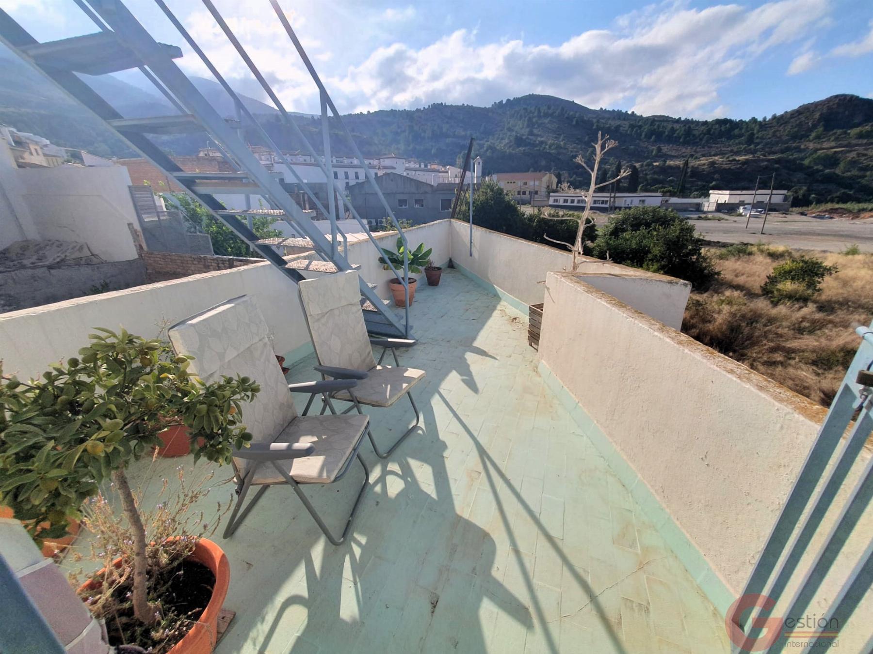 Venta de casa en Vélez de Benaudalla Venta de casa en Vélez de Benaudalla