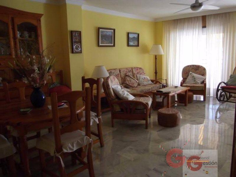 For sale of apartment in Salobreña