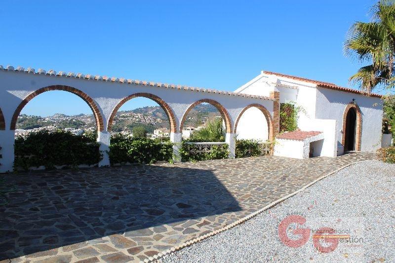 Venta de villa en Almuñécar