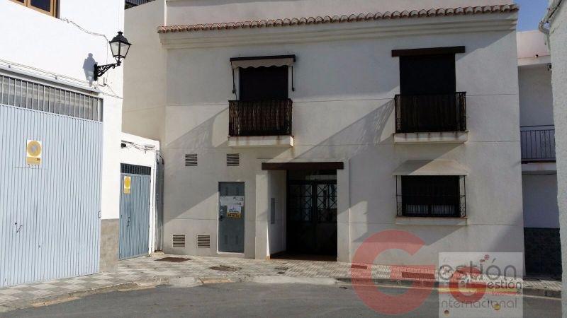 Venta de local comercial en Salobreña