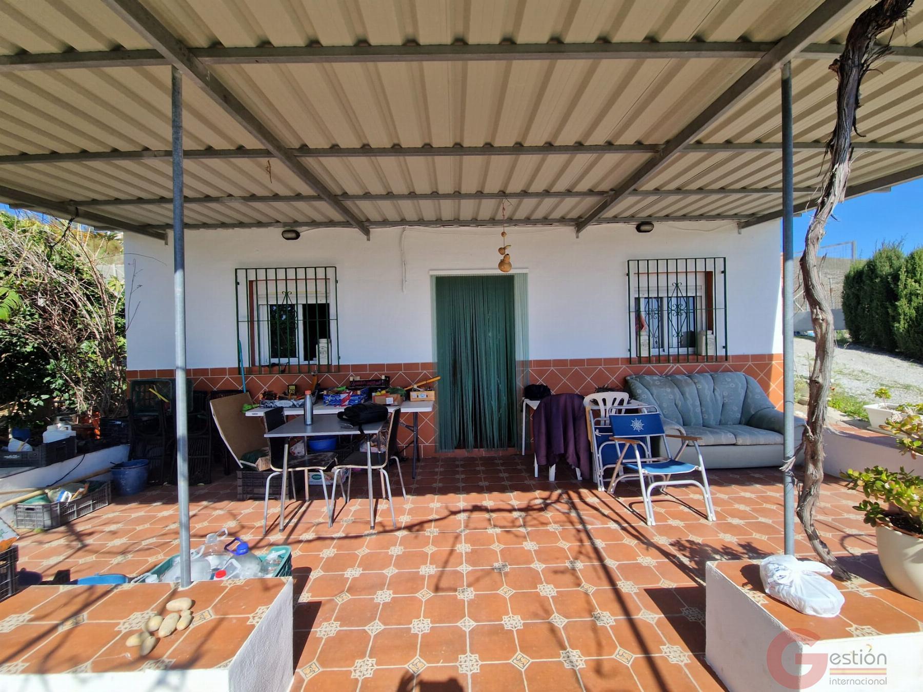 Venta de finca rústica en Molvízar