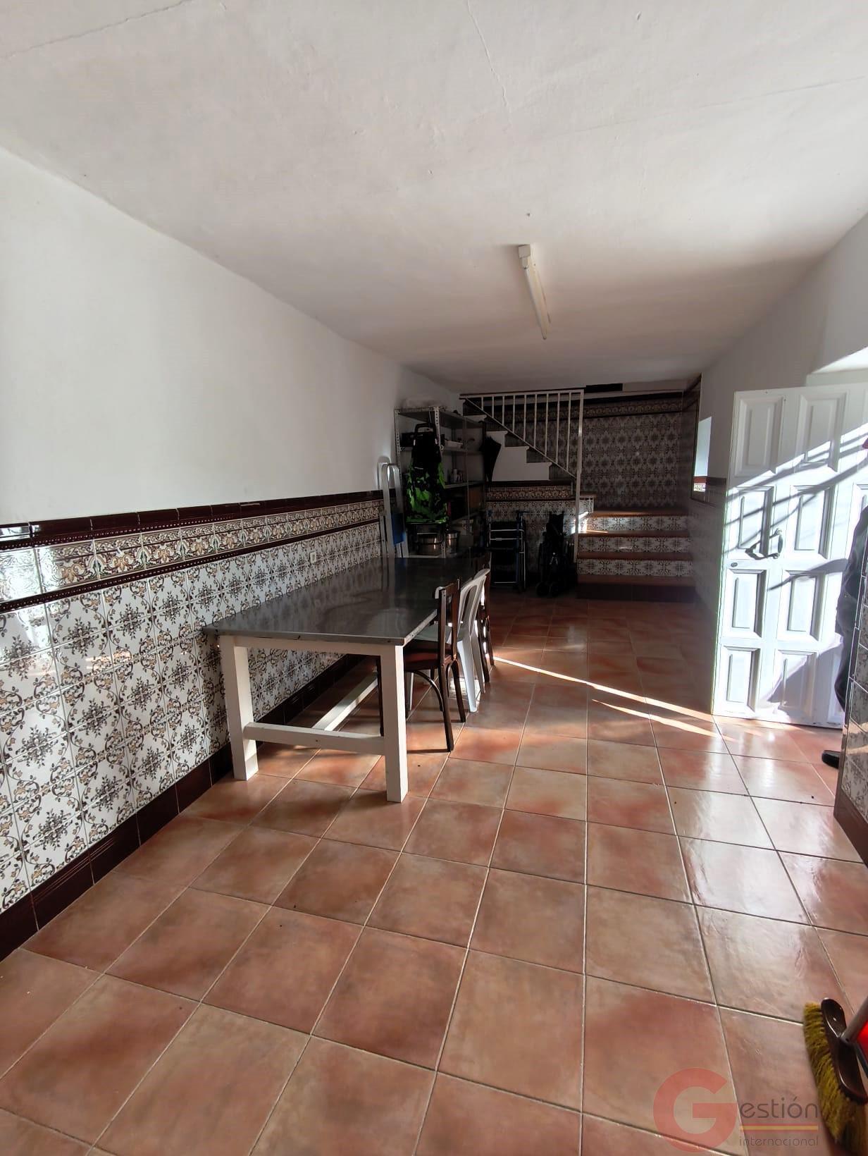 Venta de casa en Vélez de Benaudalla