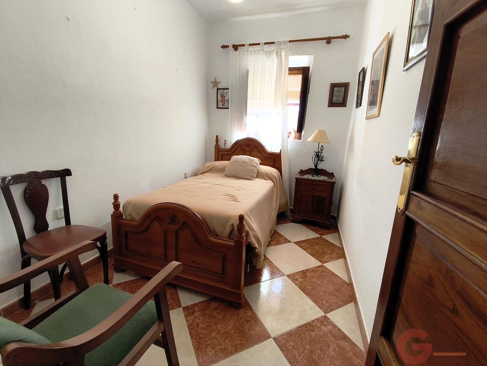 Venta de casa en Vélez de Benaudalla