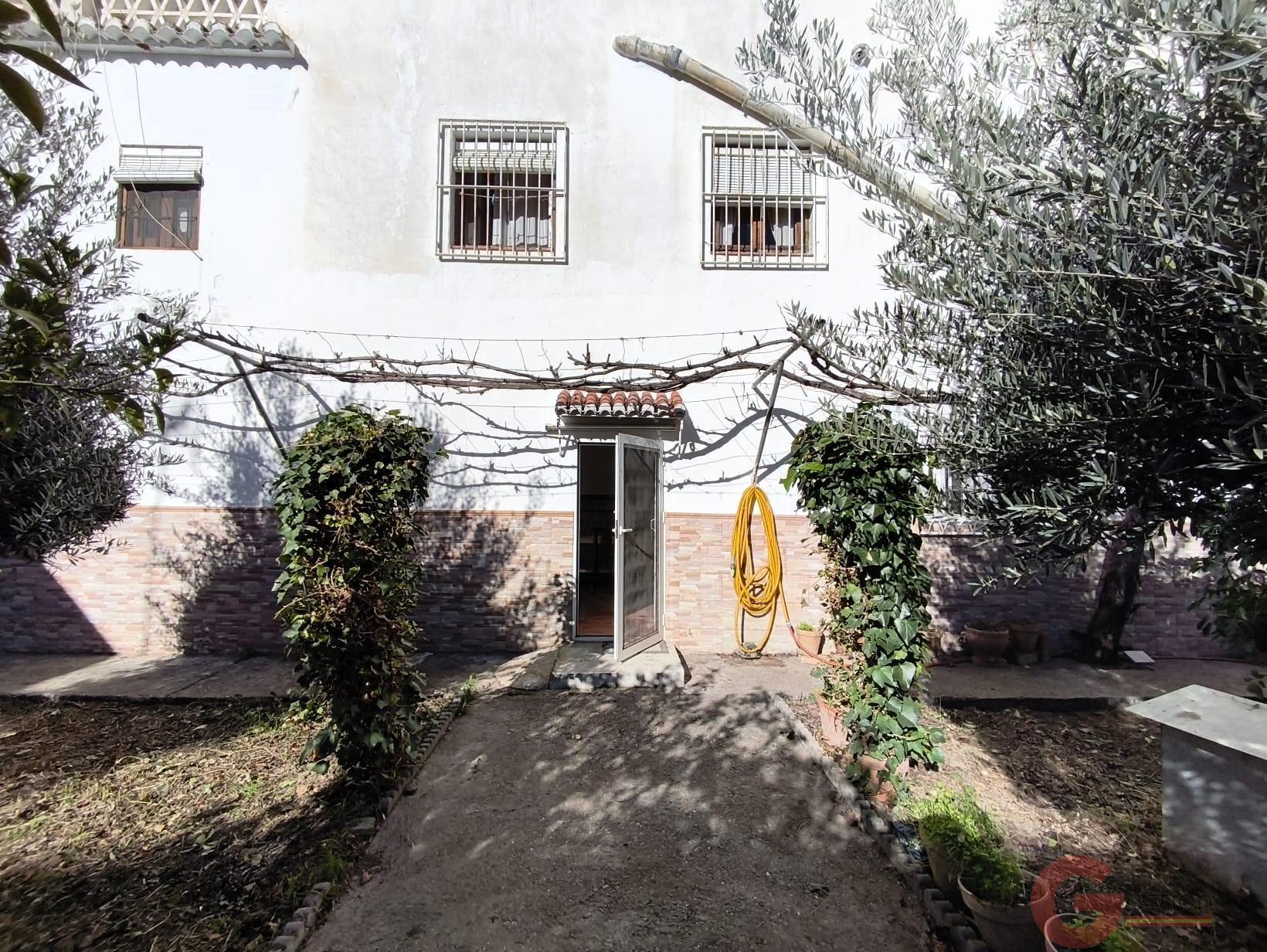 Venta de casa en Vélez de Benaudalla