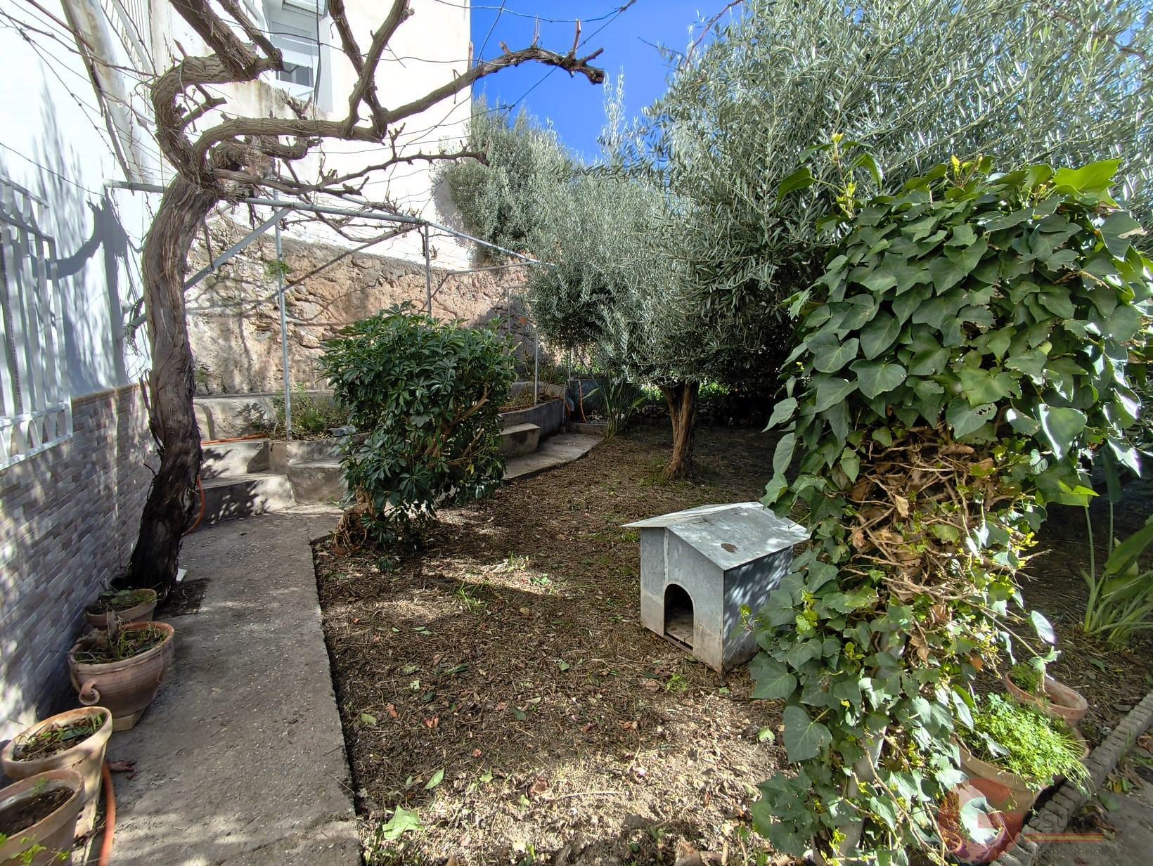 Venta de casa en Vélez de Benaudalla