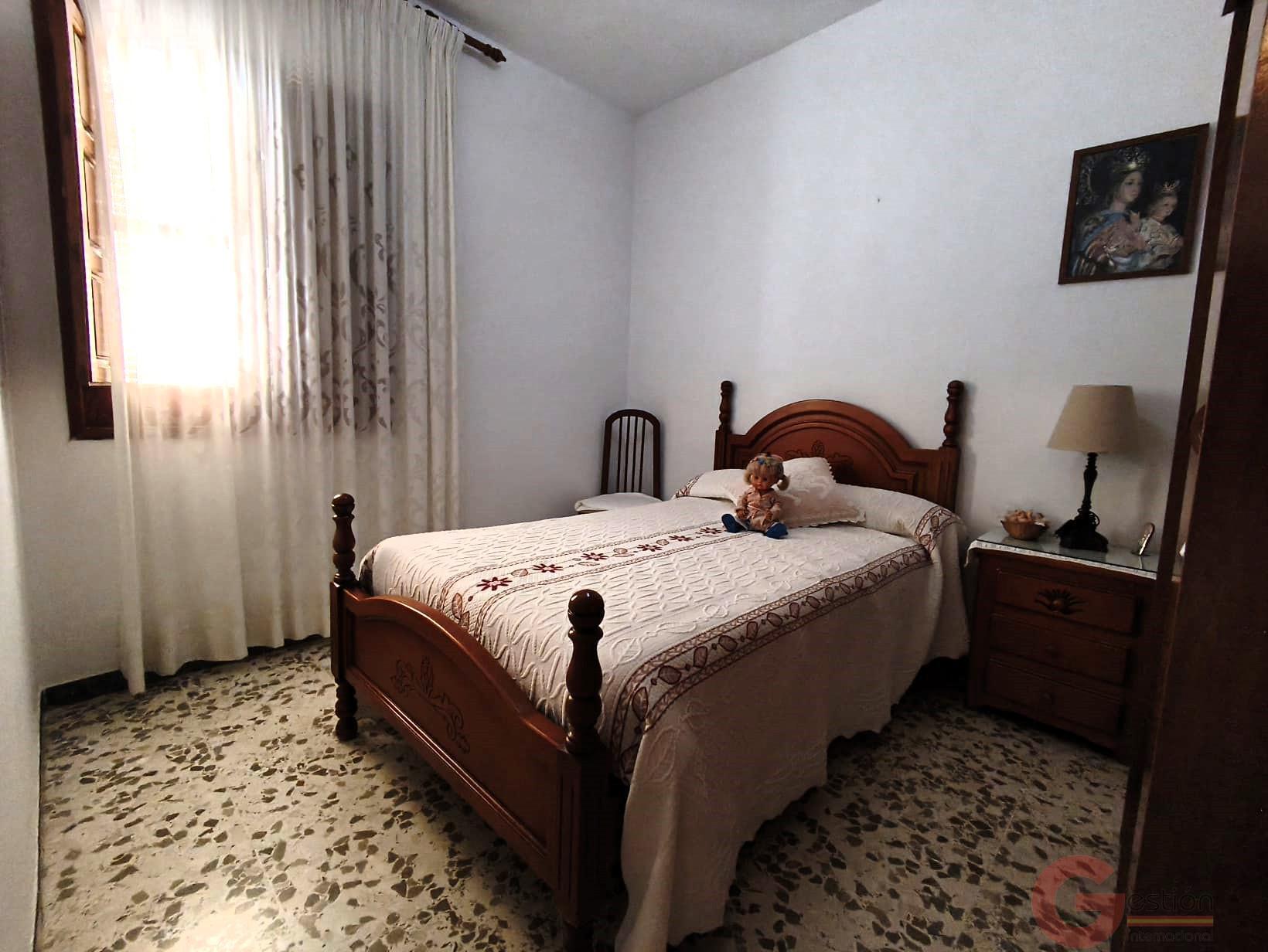 Venta de casa en Vélez de Benaudalla