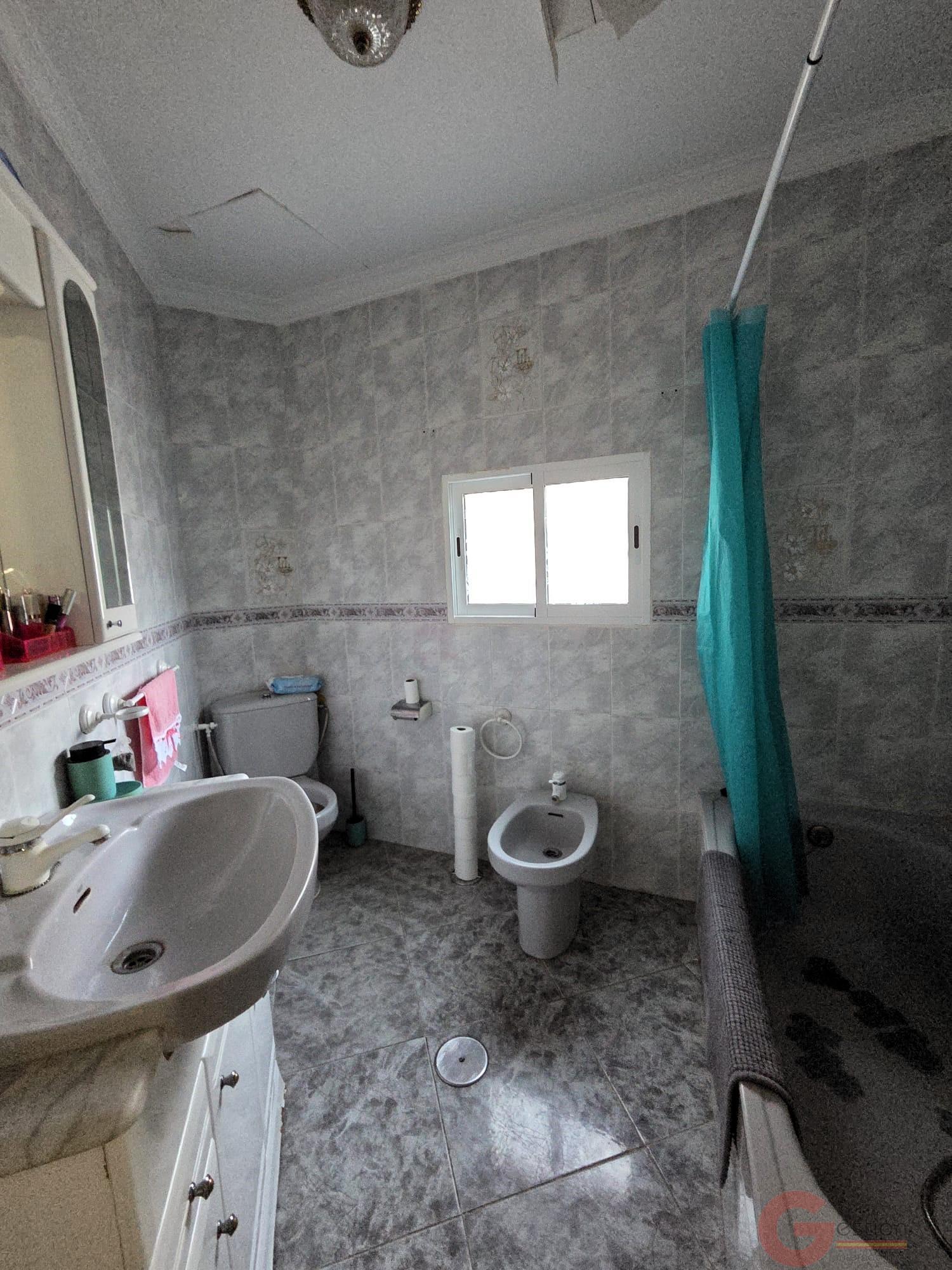 Venta de casa en Torvizcón