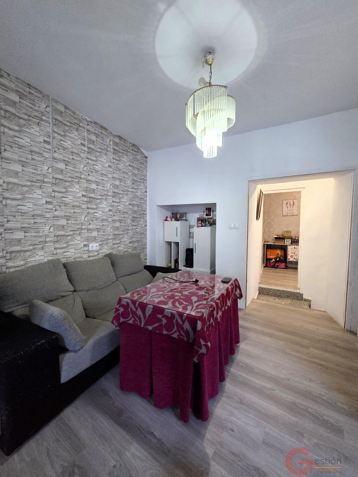 Venta de casa en Torvizcón