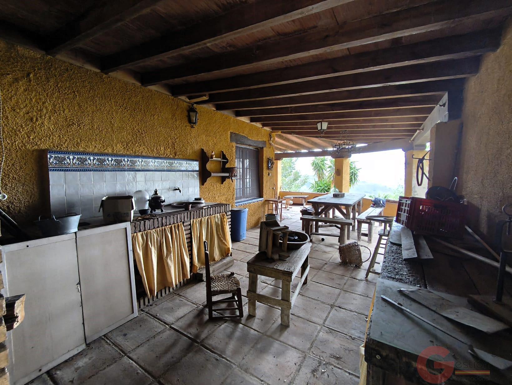 Venta de finca rústica en Vélez de Benaudalla