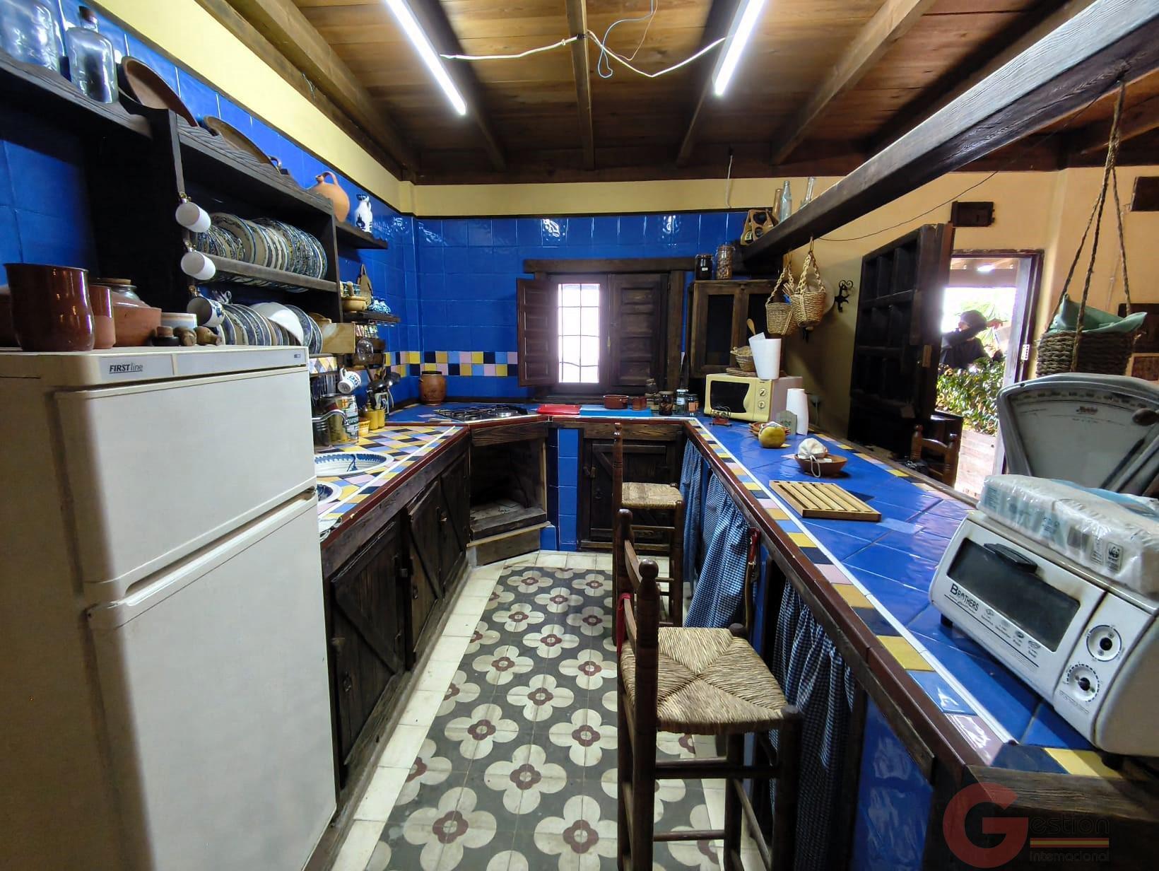 Venta de finca rústica en Vélez de Benaudalla