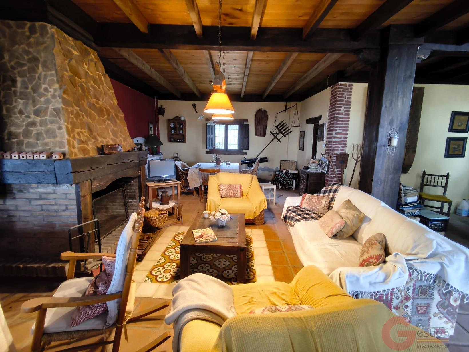 Venta de finca rústica en Vélez de Benaudalla