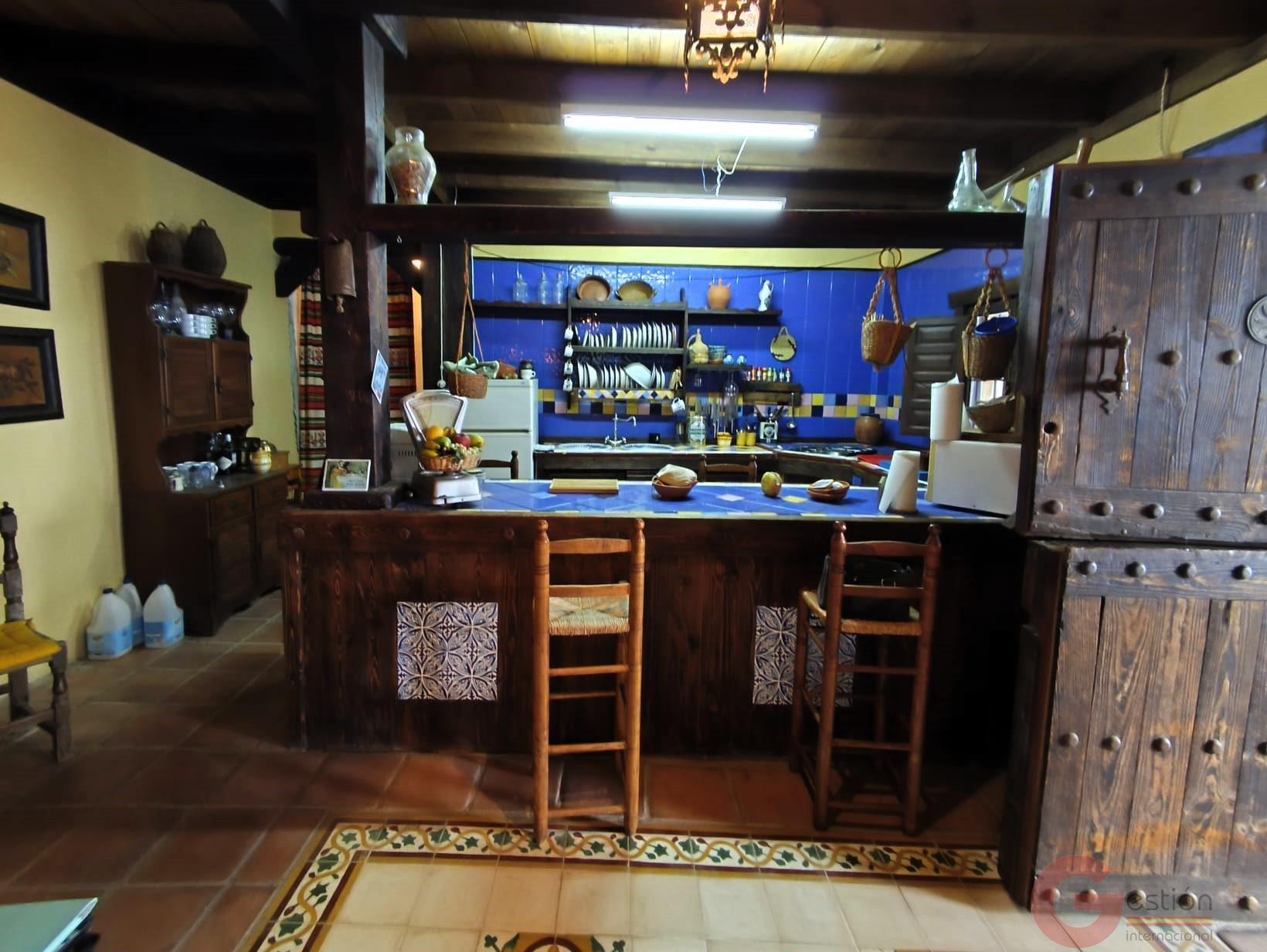 Venta de finca rústica en Vélez de Benaudalla