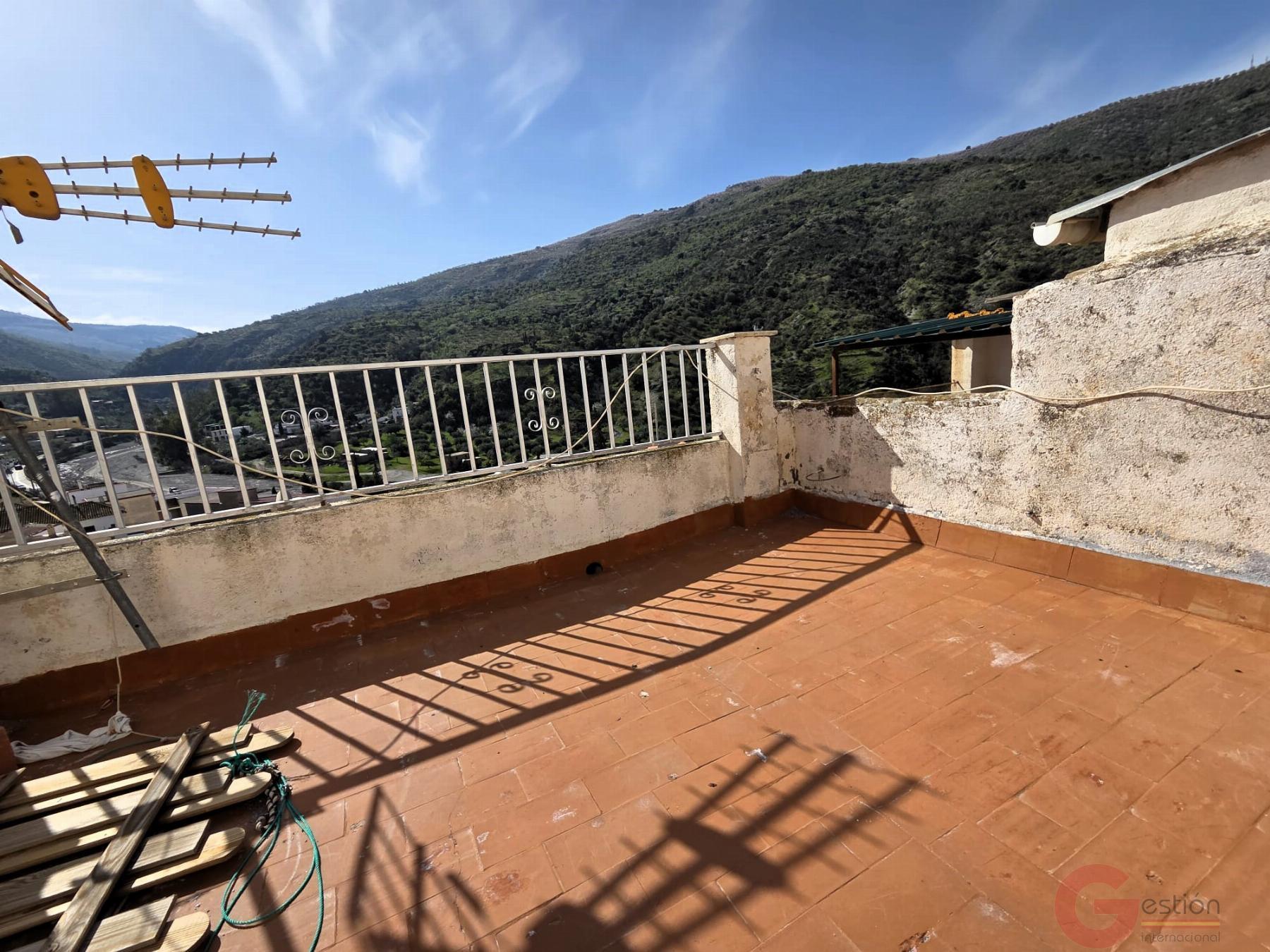 Venta de casa en Torvizcón