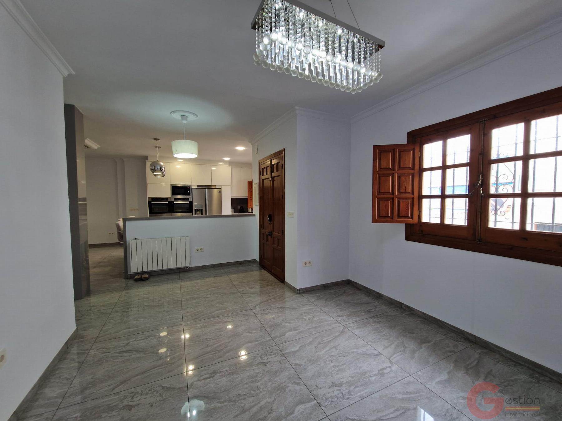 Venta de casa en Salobreña