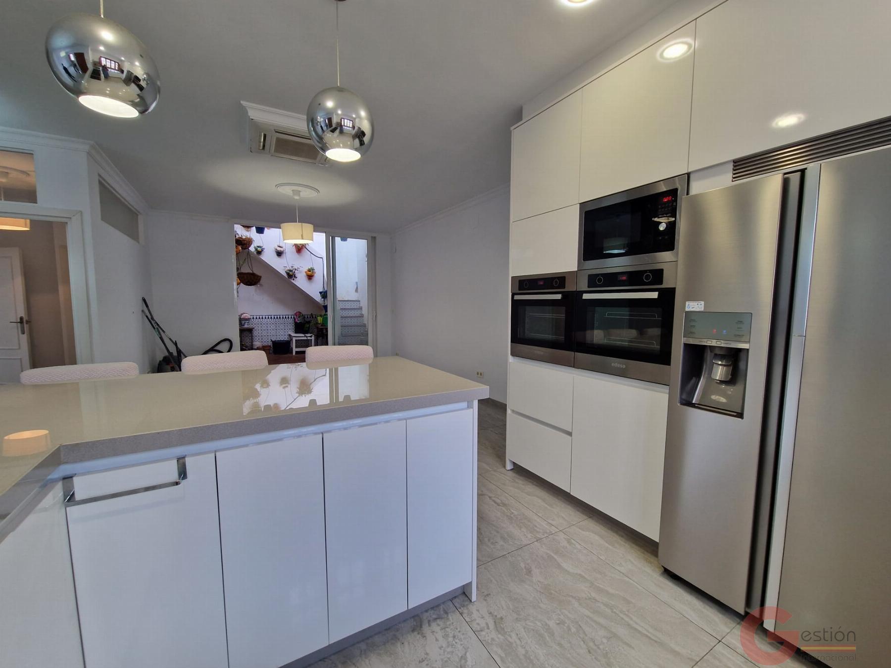 Venta de casa en Salobreña