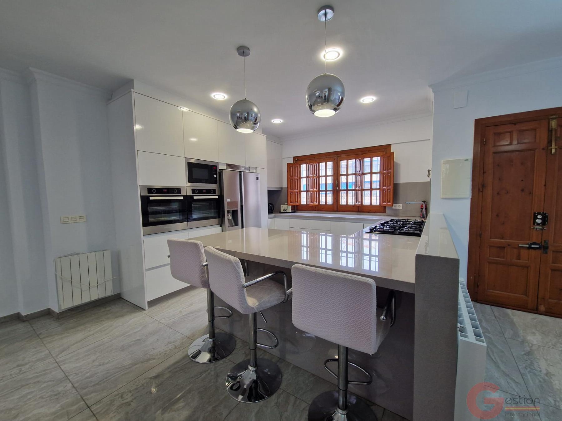 Venta de casa en Salobreña