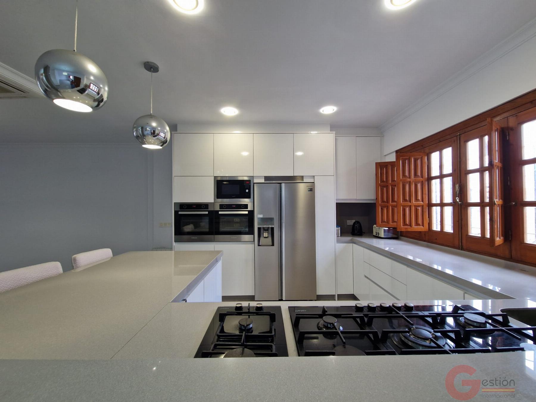 Venta de casa en Salobreña