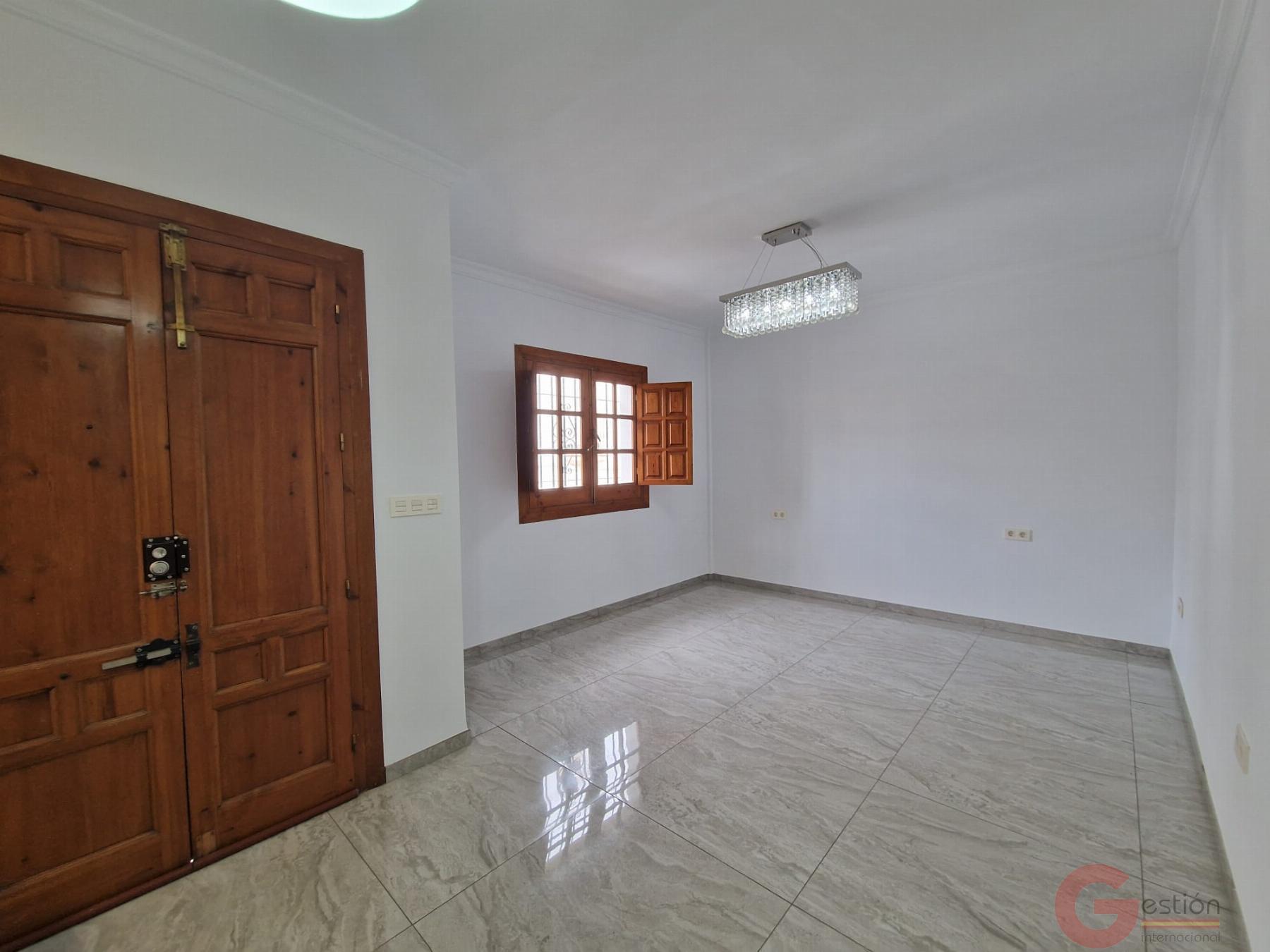 Venta de casa en Salobreña