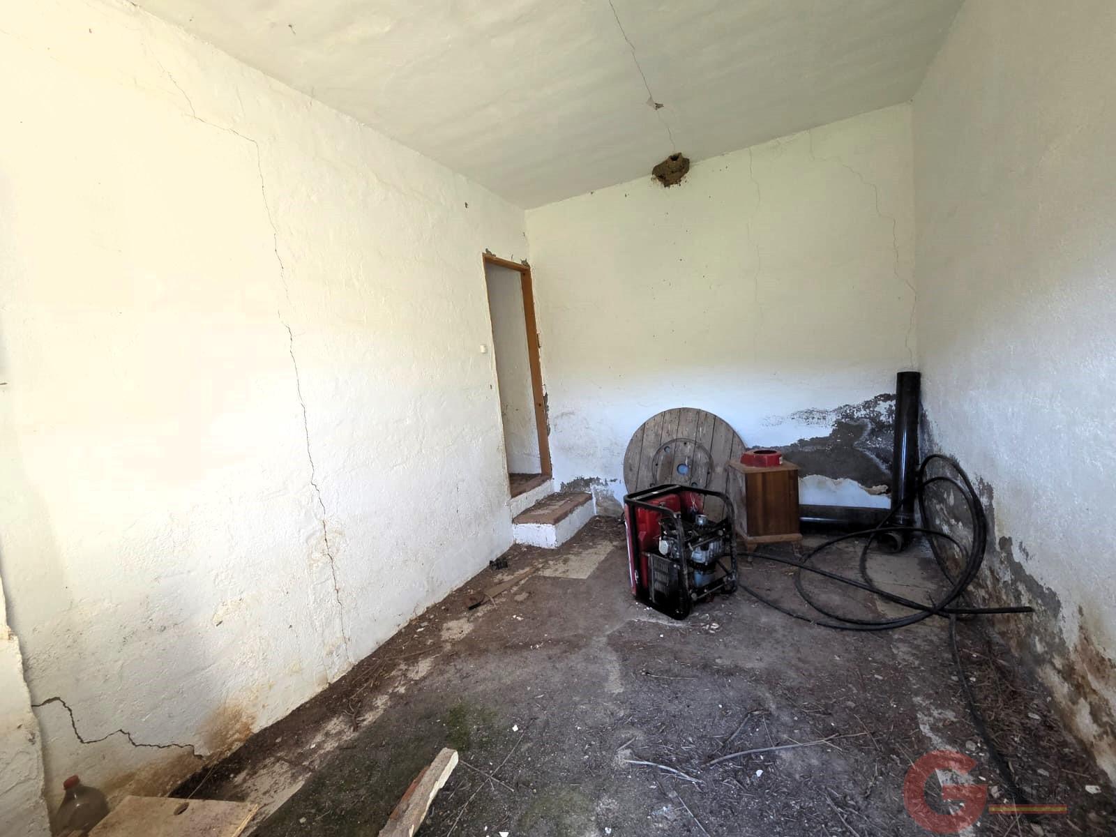 Venta de finca rústica en Torvizcón