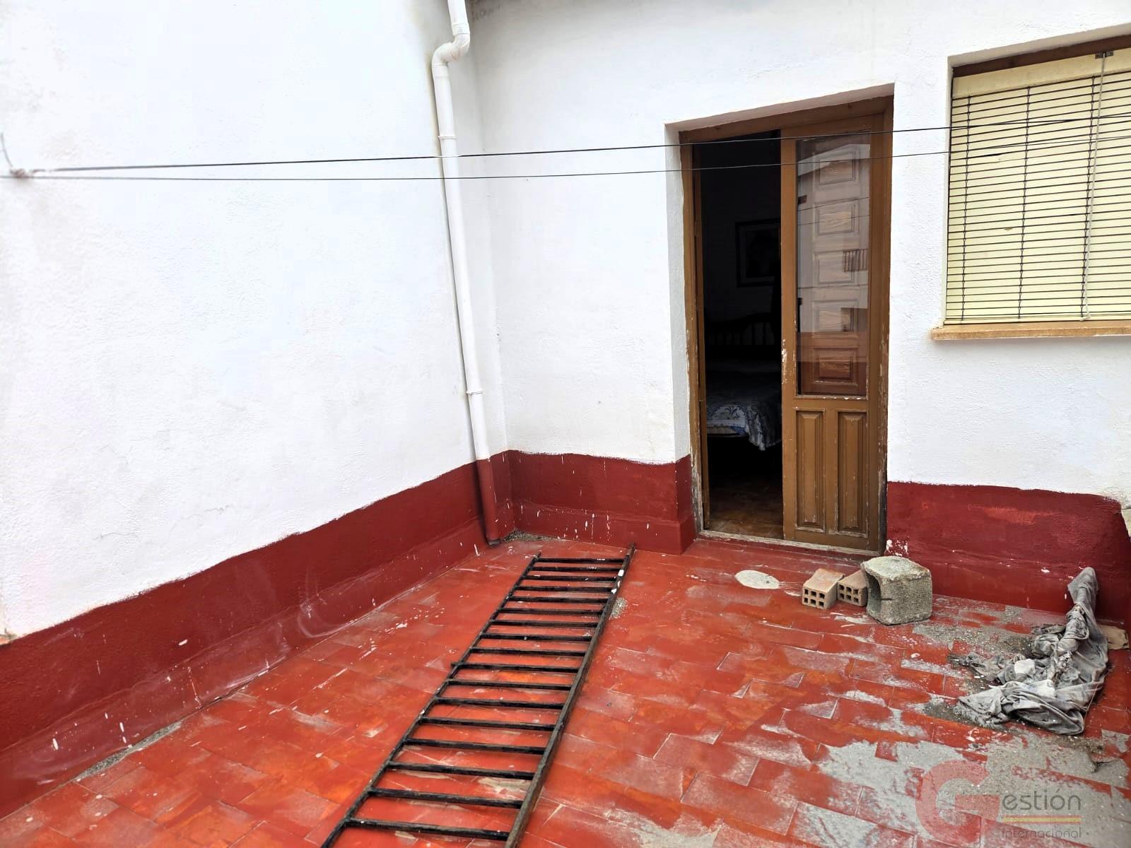 Venta de casa en Torvizcón