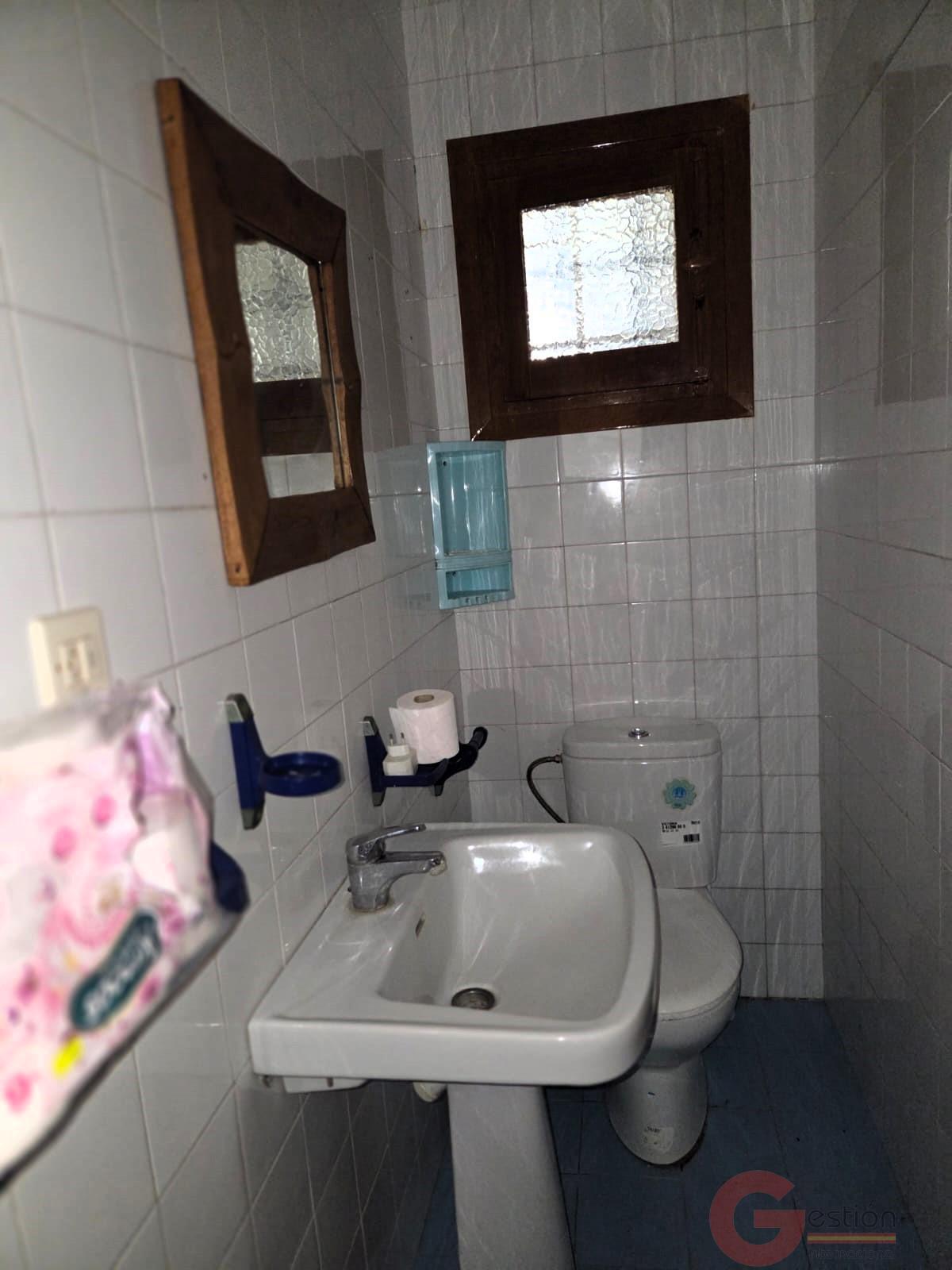 Venta de casa en Torvizcón