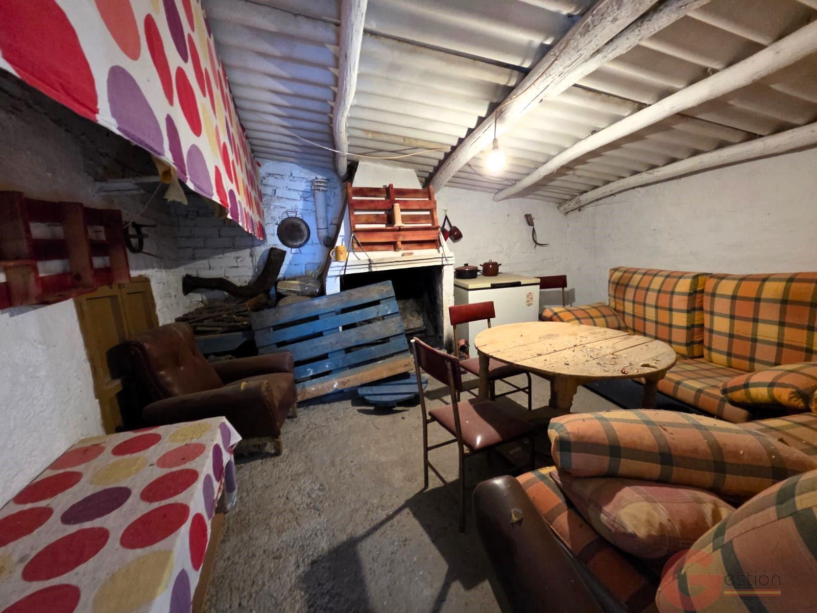 Venta de casa en Torvizcón