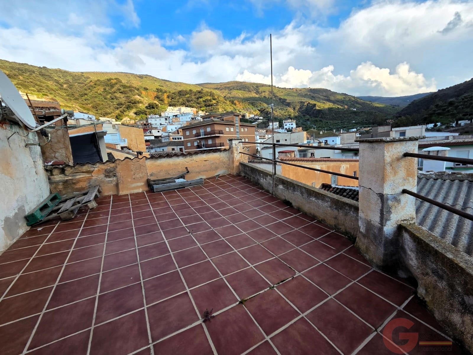 Venta de casa en Torvizcón