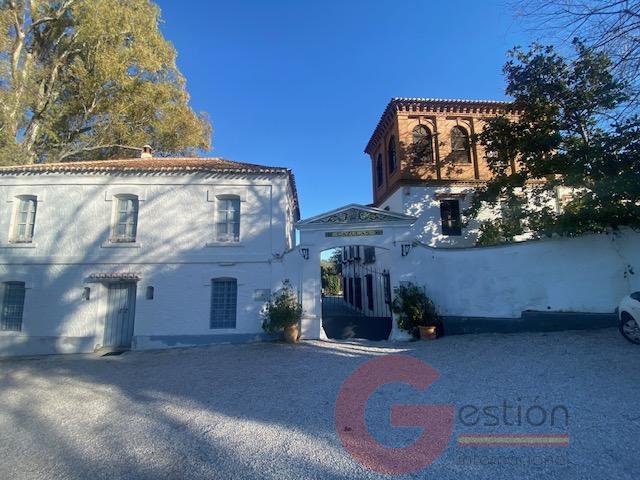 Venta de villa en Otívar