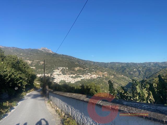 Venta de villa en Otívar