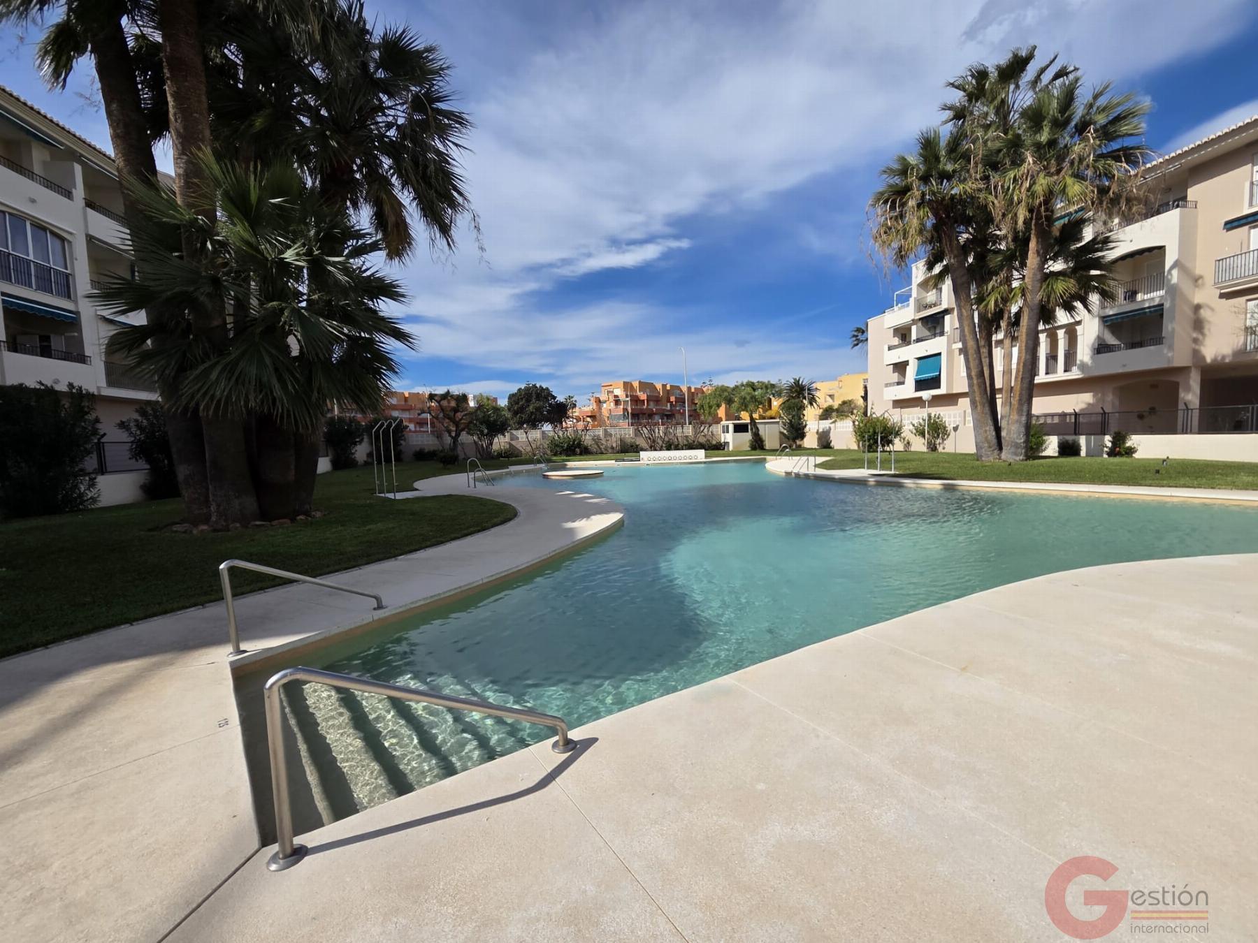 Venta de piso en Salobreña