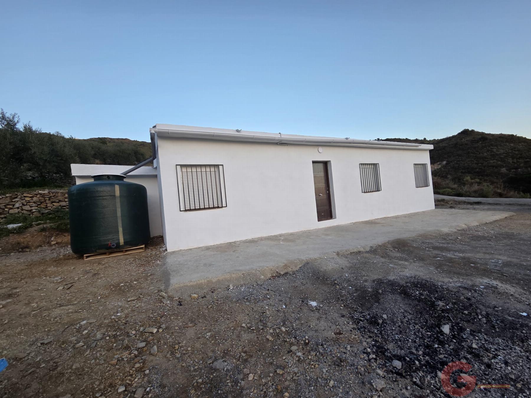 Venta de finca rústica en Itrabo