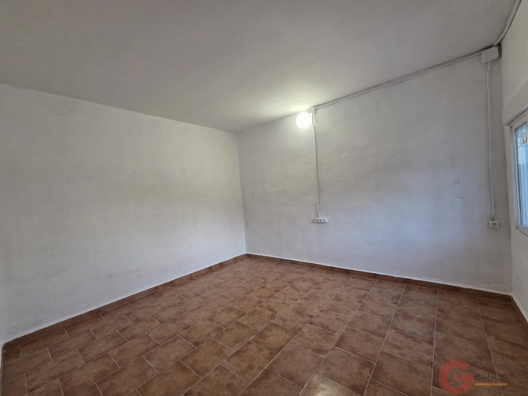 Venta de finca rústica en Itrabo