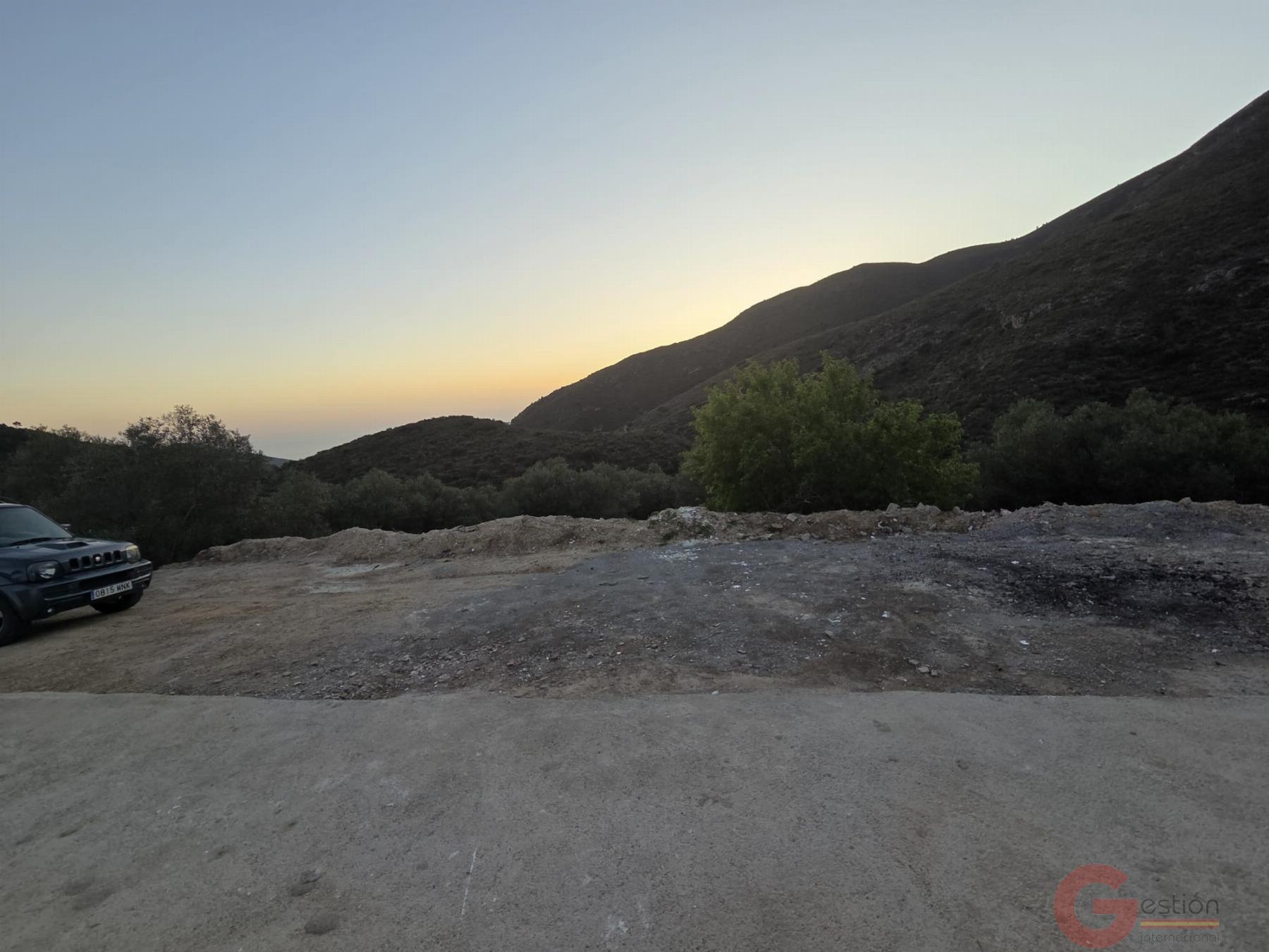 Venta de finca rústica en Itrabo