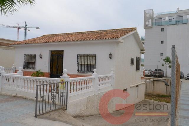 Venta de villa en Torrox