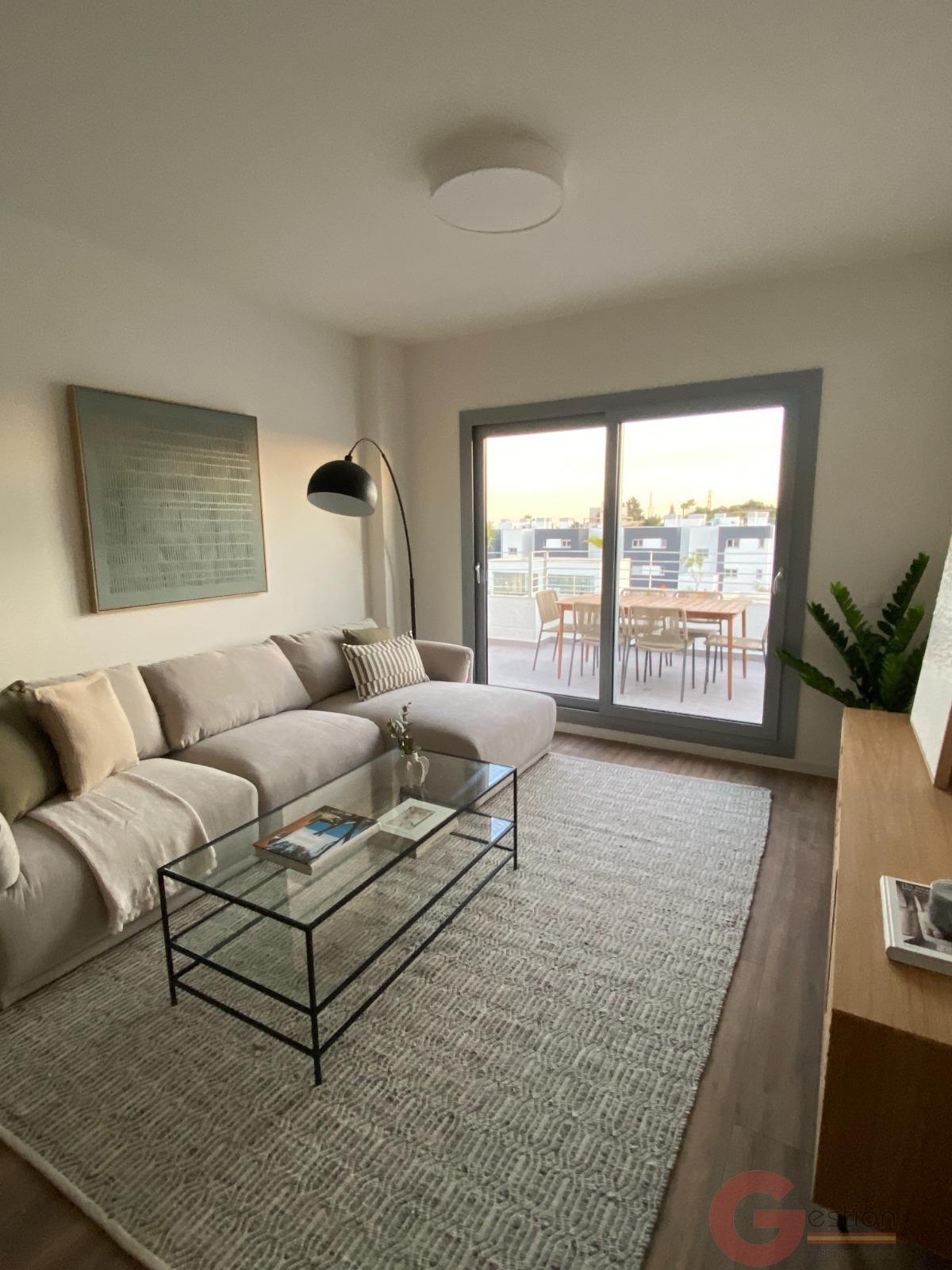 Venta de piso en Estepona