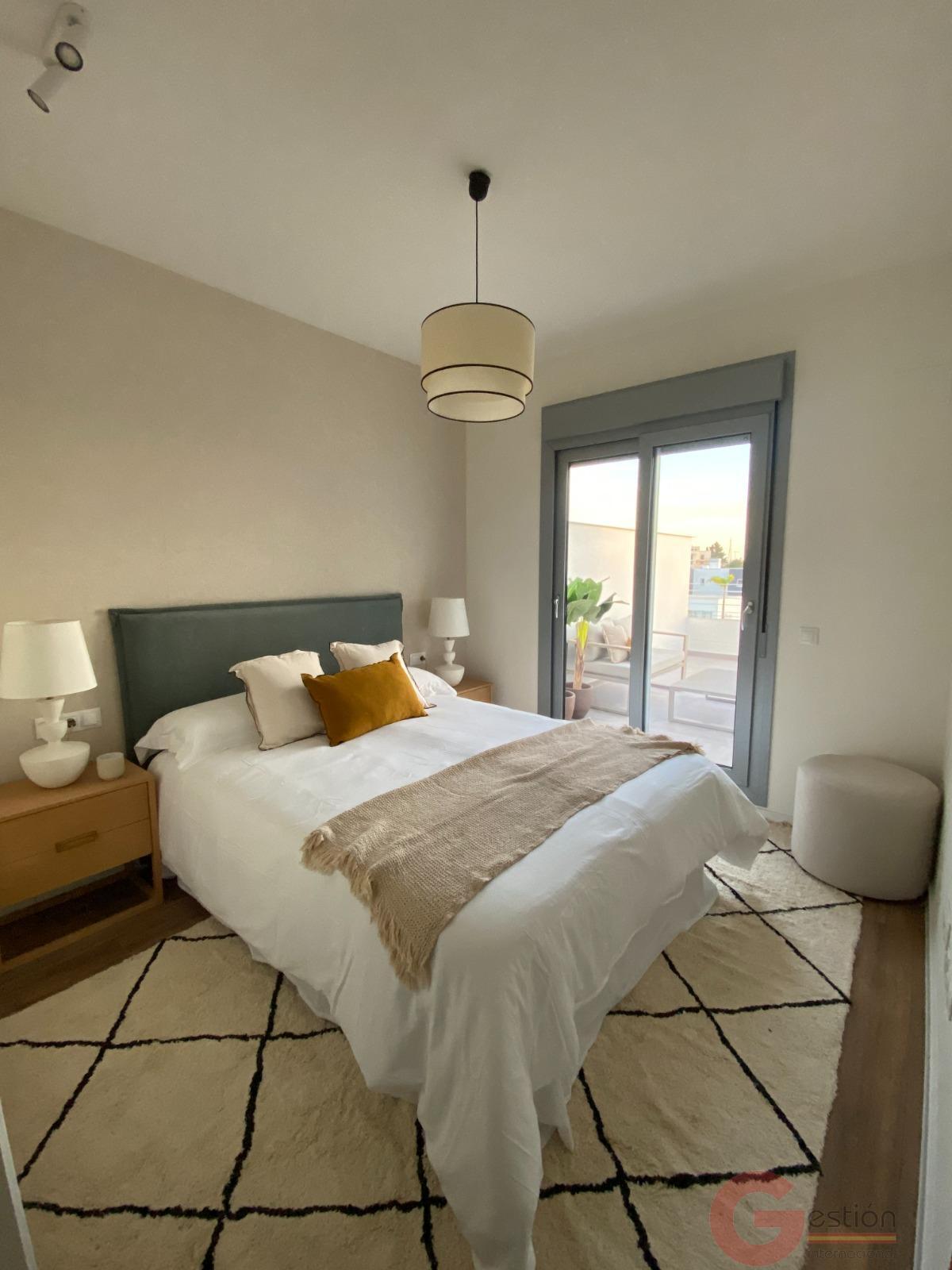 Venta de piso en Estepona