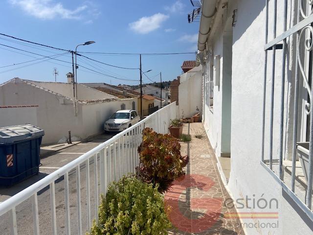 Venta de villa en Almayate Bajo