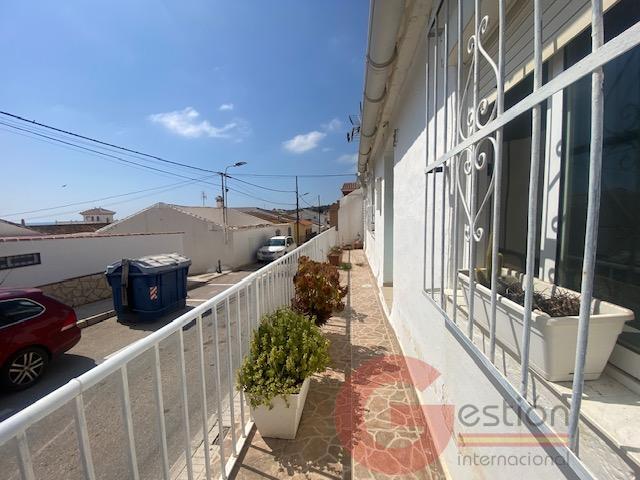 Venta de villa en Almayate Bajo