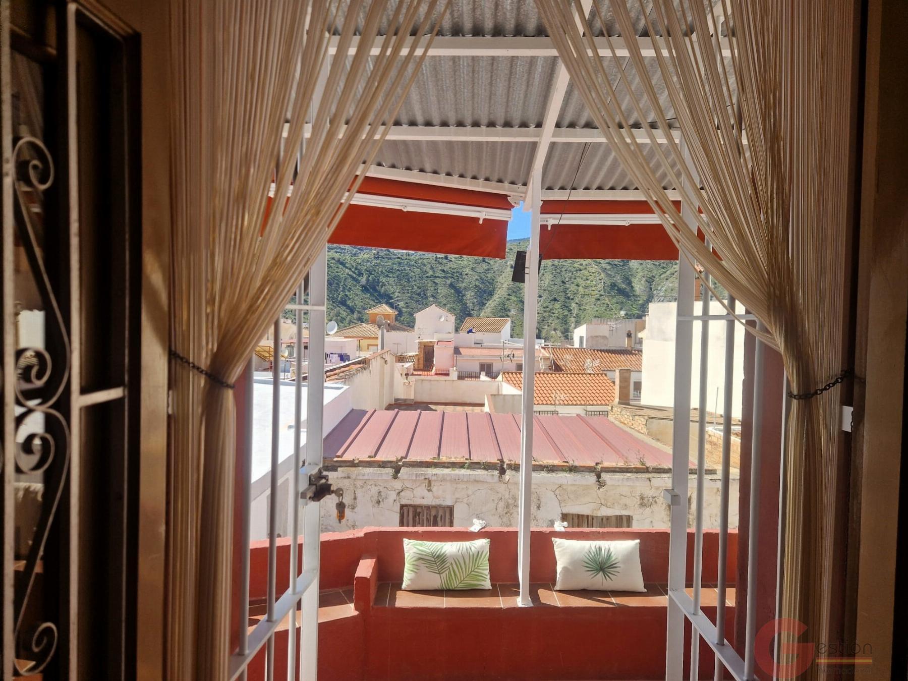 Venta de casa en Vélez de Benaudalla