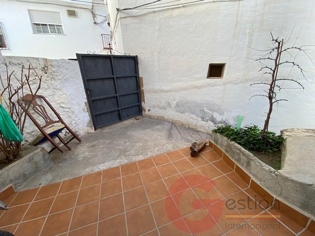 Venta de villa en Otívar