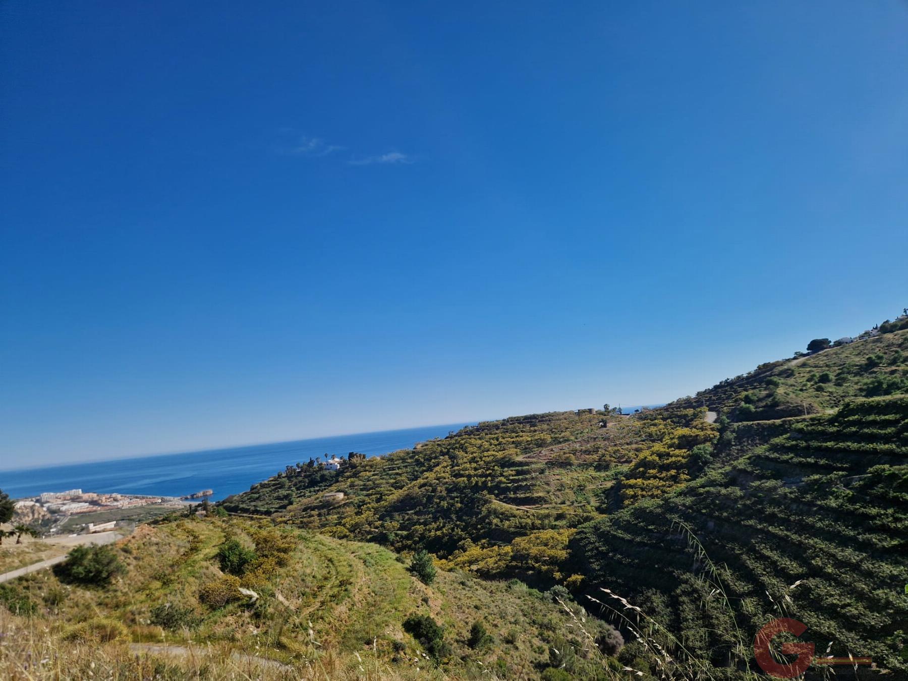 Venta de terreno en Salobreña