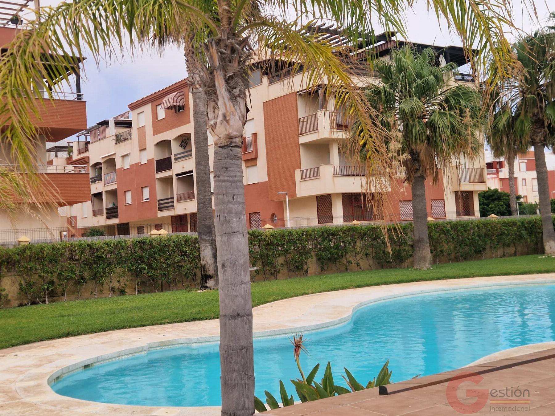 Venta de piso en Calahonda