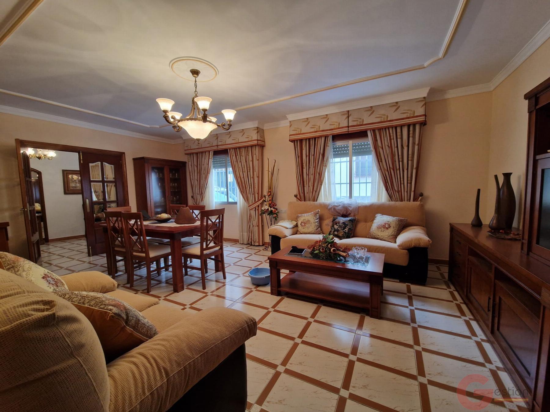 Venta de casa en Molvízar