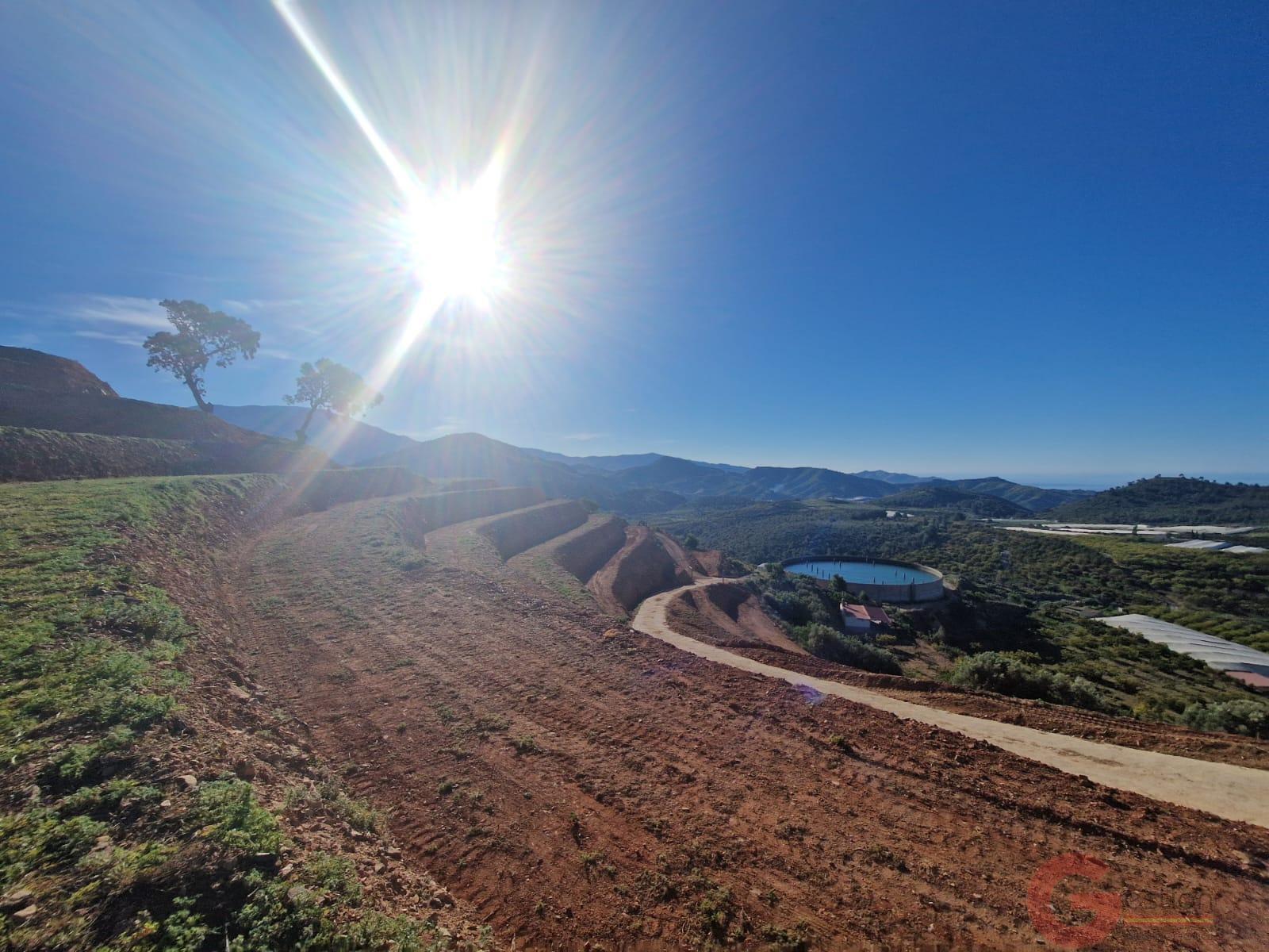 Venta de terreno en Molvízar