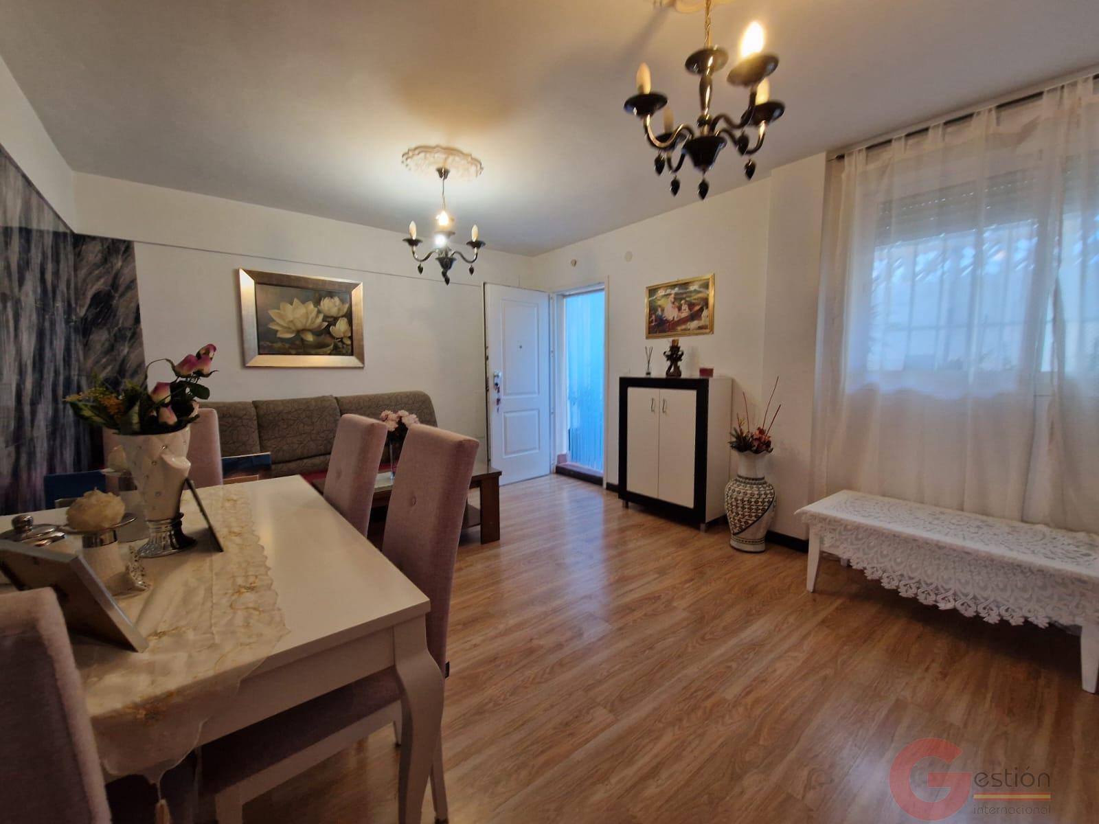 Venta de piso en Molvízar