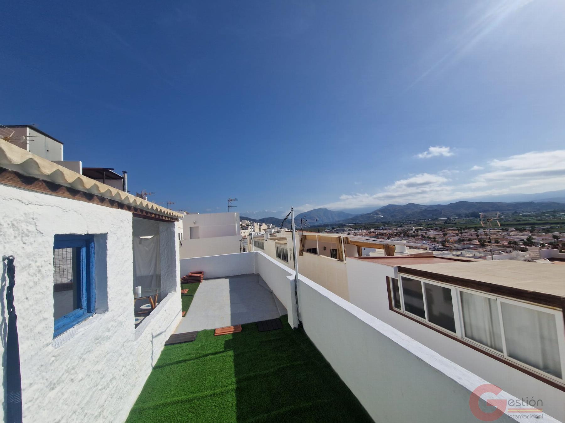 Venta de casa en Salobreña