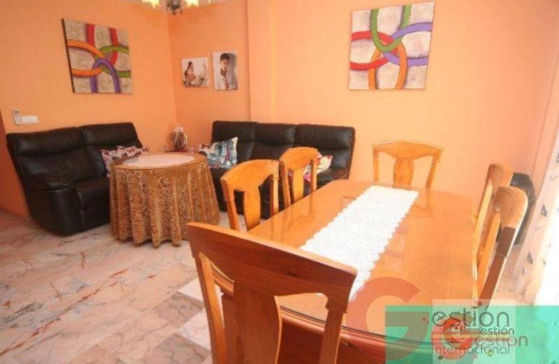 For sale of house in Salobreña