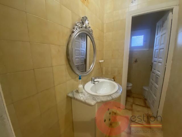 Venta de edificio en Otívar