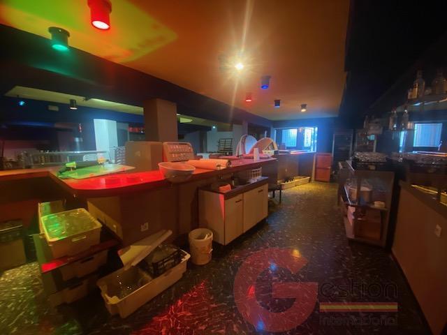 Venta de edificio en Otívar